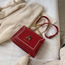 小方包韓版新款時尚立體小蜜蜂女包簡約側背斜背鏈條包