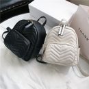 後背包女2020新款經典菱格休閑百搭學院風手提後背包