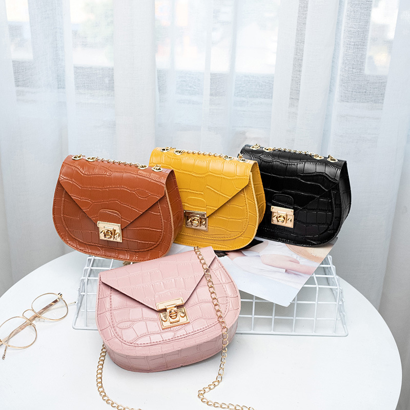 韓版純色時尚壓花女包馬鞍包鏈條側背斜背包