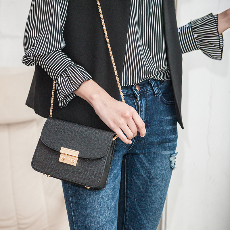 十字紋純色時尚防盜鎖扣小方包女包鏈條斜背側背包