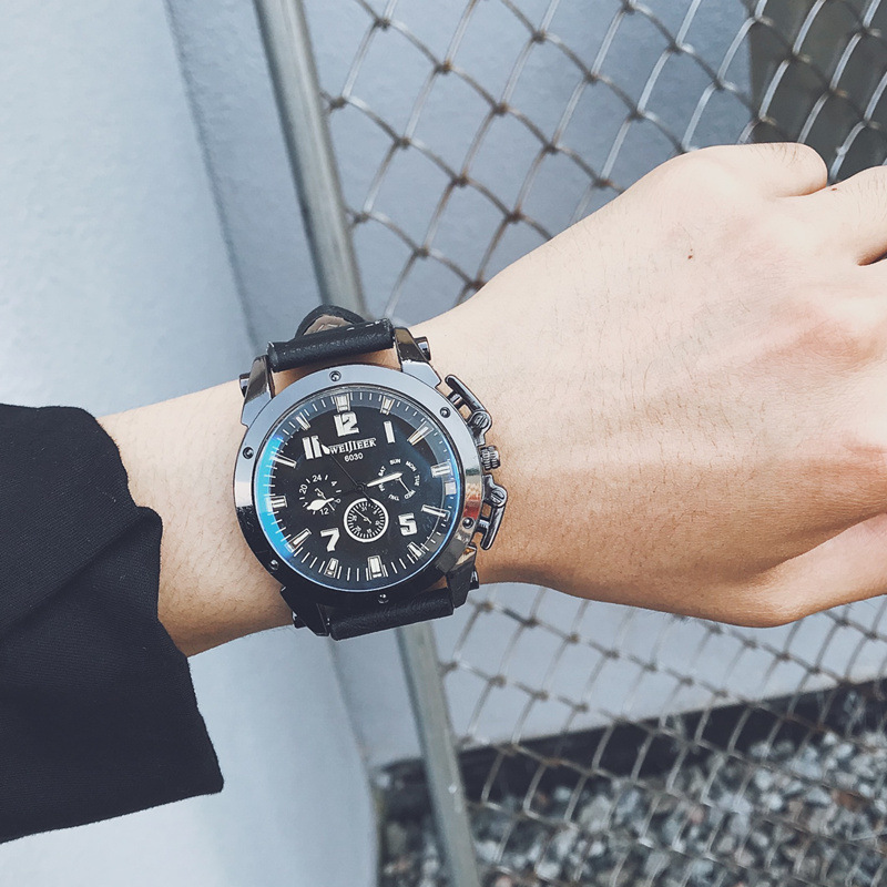 個性大錶盤金屬錶殼皮帶運動軍風街頭復古手錶男錶