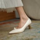 頭層小牛皮小香風溫柔甜美百搭電鍍貓跟珍珠瑪麗珍女尖頭婚鞋女高跟鞋