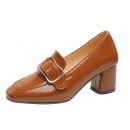 英倫方頭高跟單鞋女漆皮純色淺口粗跟皮帶扣時裝女鞋