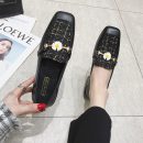 英倫風小雛菊秋季新款平底粗跟大碼女鞋方頭百搭兩穿懶人鞋樂福鞋