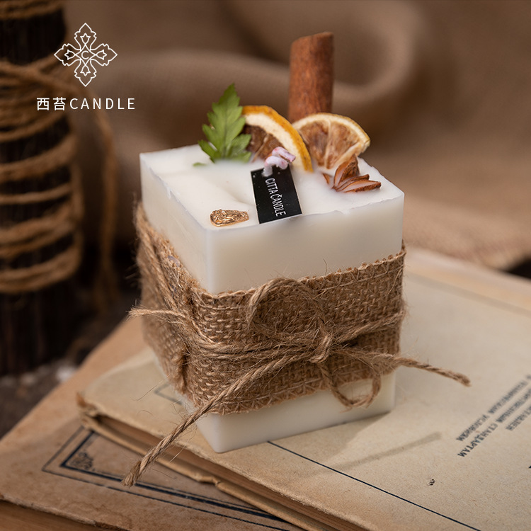 【英式鄉邨香氛蠟燭】【搭配植物乾花】【無煙大豆蠟】鈴兒森林純手工製搭配永生植物乾花大豆蠟香氛蠟燭