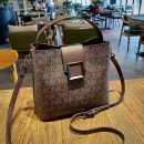 正韓版型超棒做工時尚流行百搭印花大容量水桶包女包手提肩背斜背包