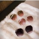 【素顏出街神器】【無框鑽石切邊】【漸變鏡片】無框切邊太陽眼鏡名媛氣質墨鏡女大臉顯瘦時尚防紫外線墨鏡