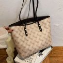 日系時尚馬車印花秋冬大包包女托特包單肩手提側背包