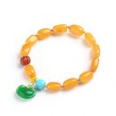 【收藏級雞油黃老蜜蠟】【翡翠平安鎖】吉祥開運平安順遂收藏級天然蜜蠟手鍊搭配翡翠平安鎖女手鍊手串